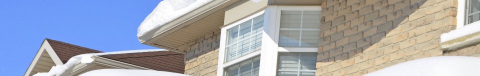 heavy snow on new england roof